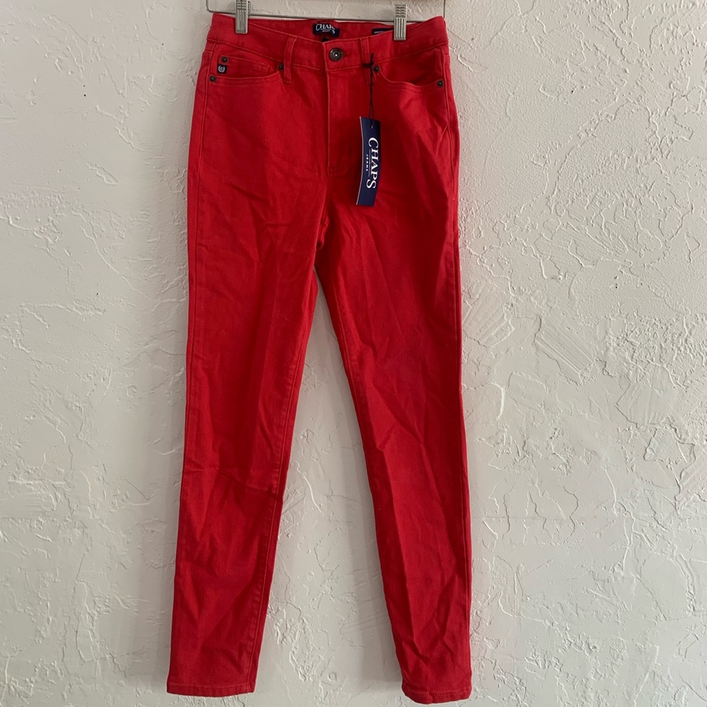 Red High Rise Skinny Jeans. Women’s size 6/28.